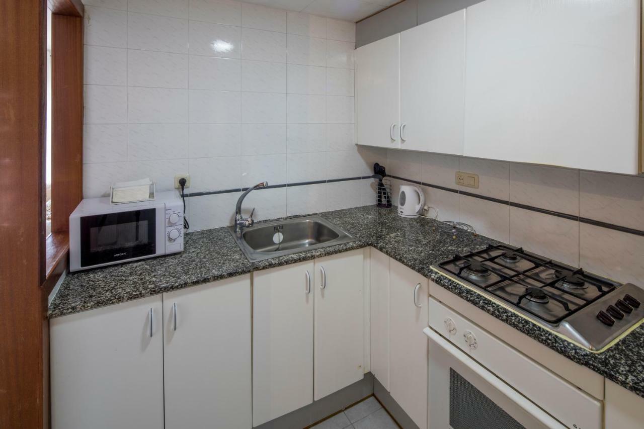 Apartamento Castell De Perelada Apartment ชีโรนา ภายนอก รูปภาพ
